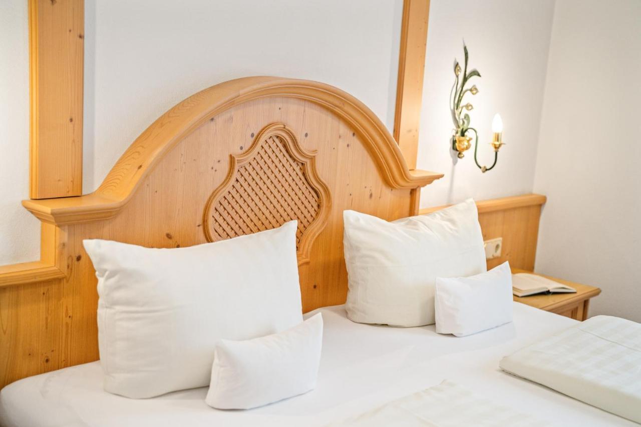Hotel Preishof Kirchham Ngoại thất bức ảnh