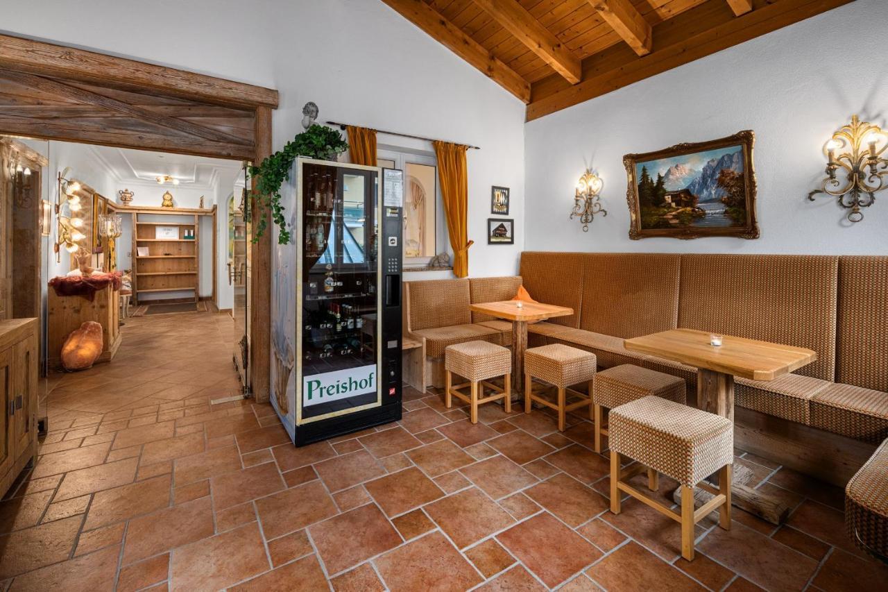 Hotel Preishof Kirchham Ngoại thất bức ảnh